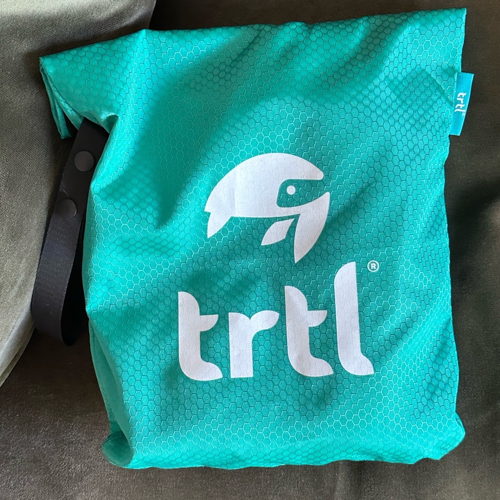 TRTL TRAVEL NECK PILLOW